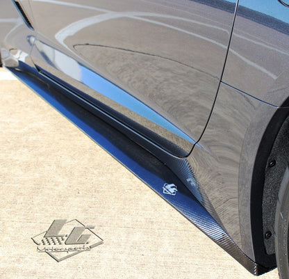 LG C7 Carbon Side Skirts